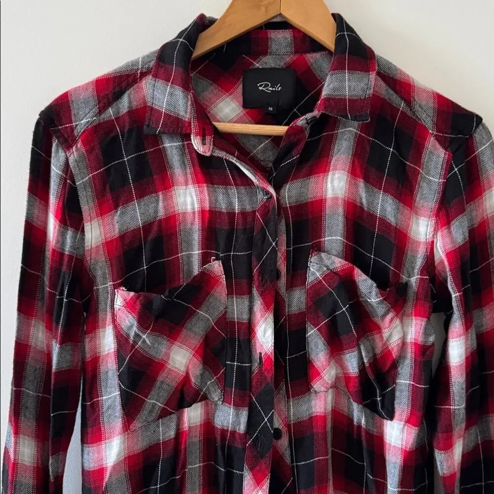 Rails Plaid Flannel Button Down Shirt Red Black Women’s Size XS Coastal Cowgirl